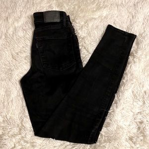 Levi’s 721 high rise skinny jeans